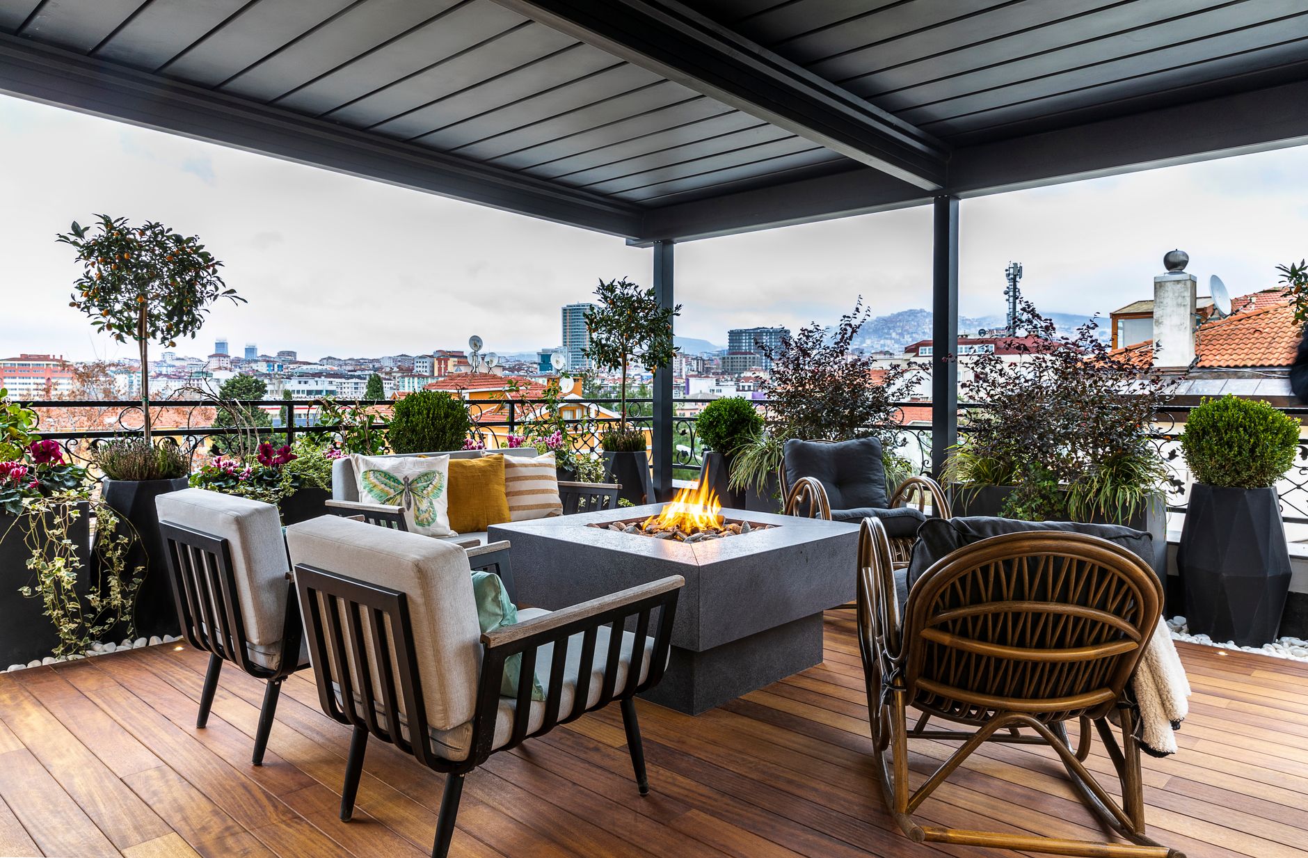 Morena Apartments for Healthcare Workers: Shifts, Commutes, and the Rooftop That Makes It Worth It